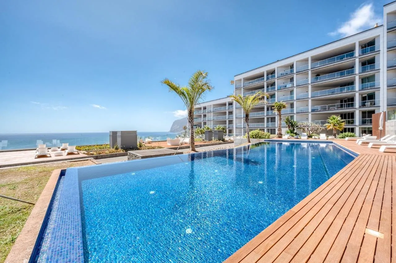 Suite 107 - Two Bedroom Apartment Funchal