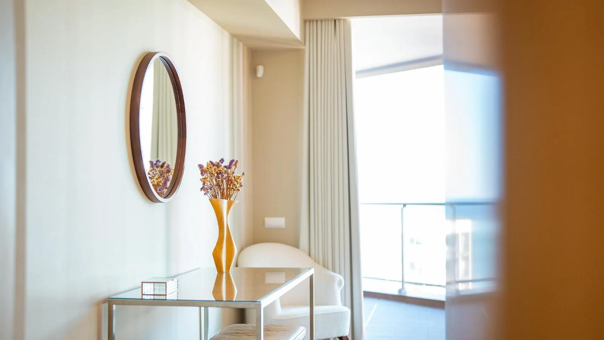 Suite 107 - Two Bedroom Apartment Funchal