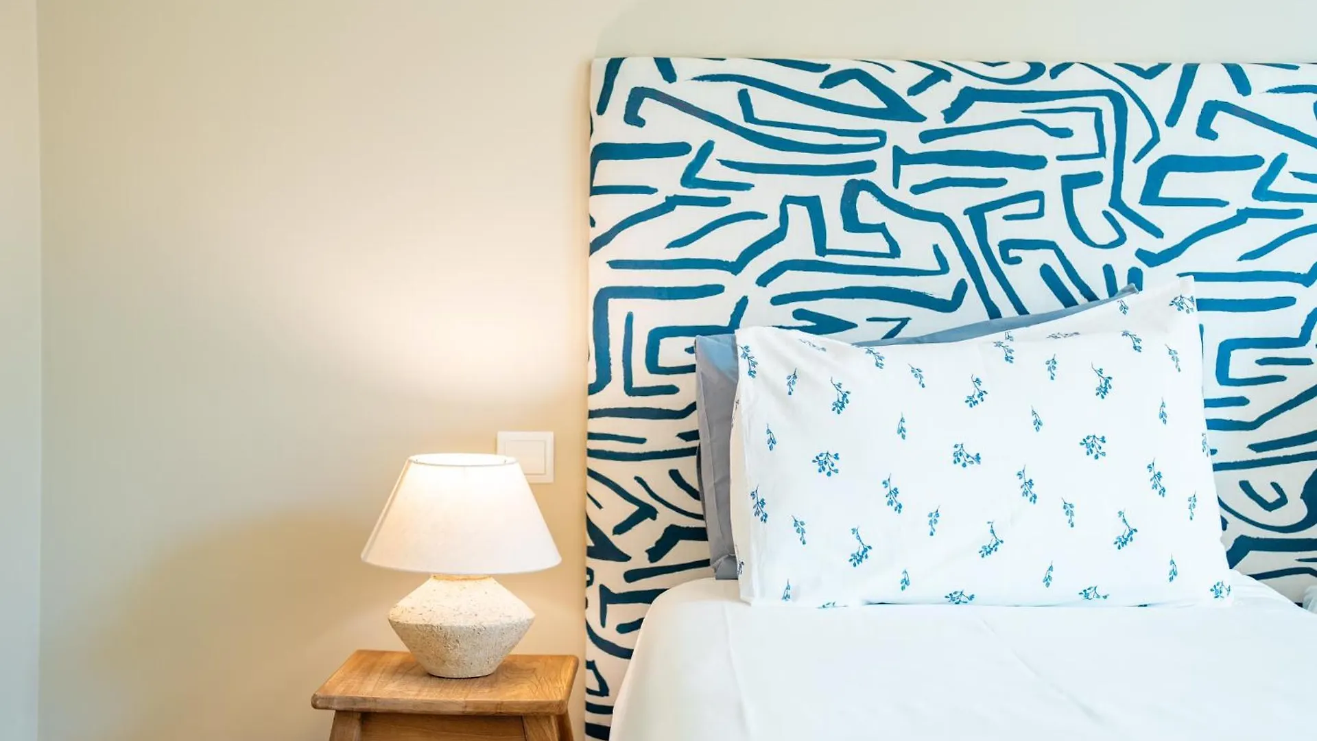 Suite 107 - Two Bedroom Apartment Funchal